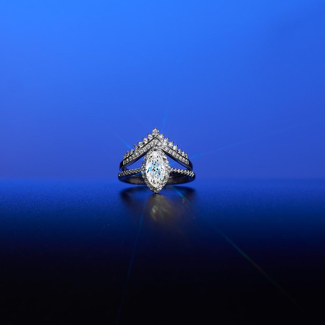 【843】Synthetic Moissanite 1CT Starlight Marquise Ring + Radiant V band - Queenou Jewelry