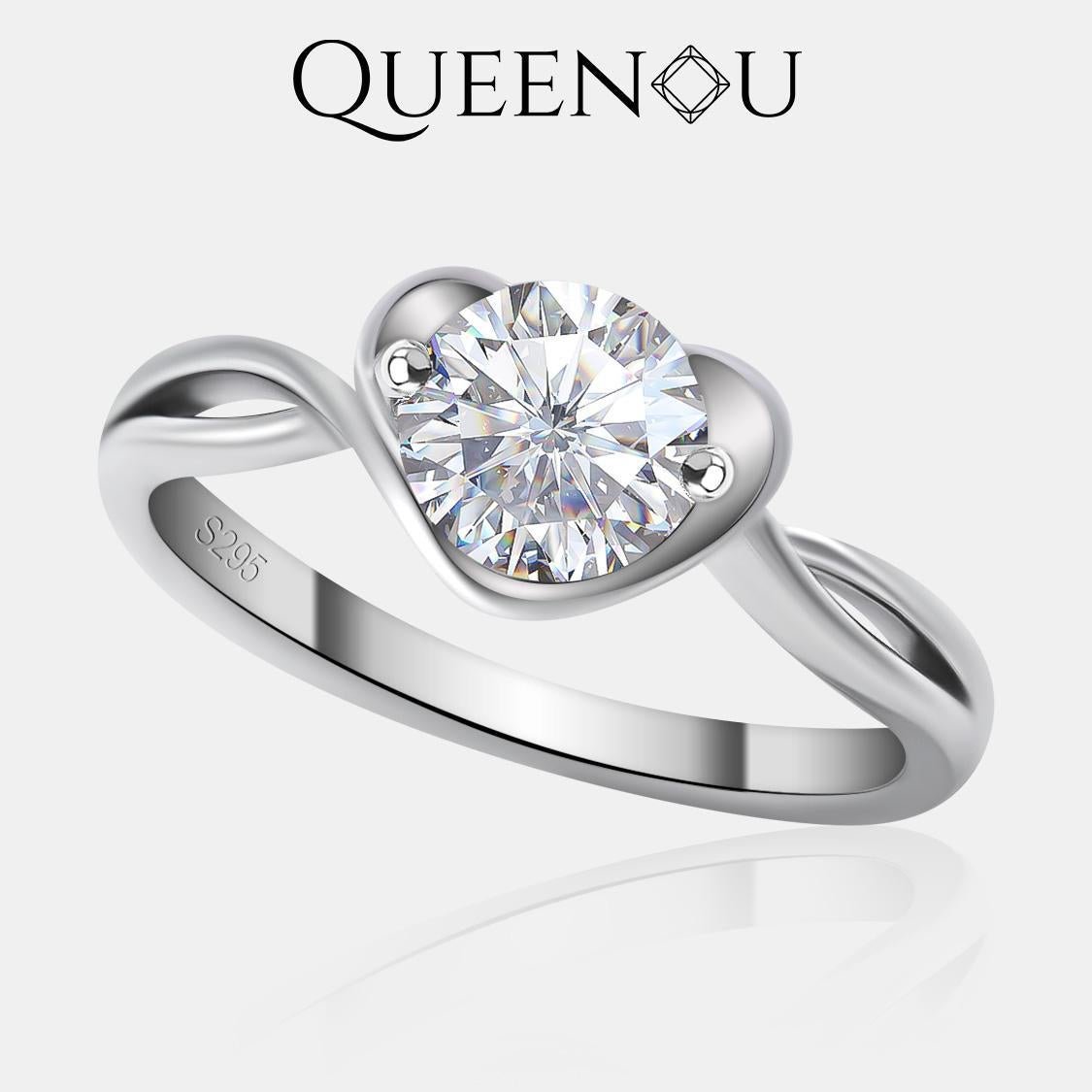 【927】Heartflutter 1CT Luxe Synthetic Moissanite Ring - Queenou Jewelry